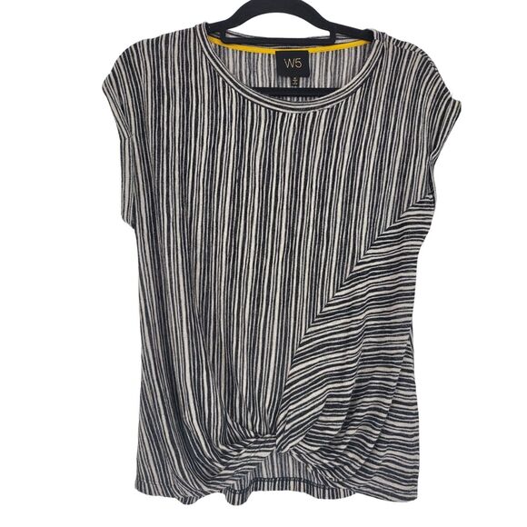 W5 Anthropologie Top Med Womens Black White Cap Sleeve Crew Neck Pullover - Picture 1 of 6